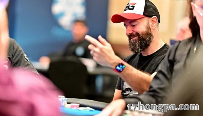 DanielNegreanu丹牛提醒玩家注意以下四种对手的肢体语言