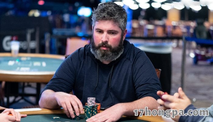 在2024年获得WSOP年度 最佳玩家头衔的RyanLeng表示读牌大幅提升他的赛事水平
